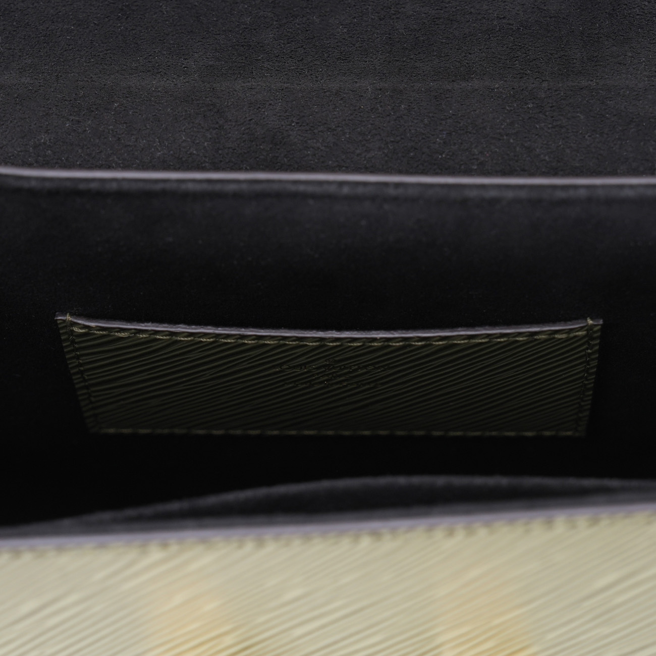 LOUIS VUITTON(USED)루이비통 에삐 트위스트 한정판